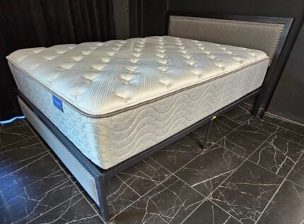 Graceful Plush Mattress